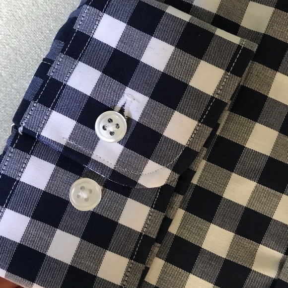 🤩Tommy Hilfiger Slim Fit Plaid Shirt🌟 - Picture 5 of 5